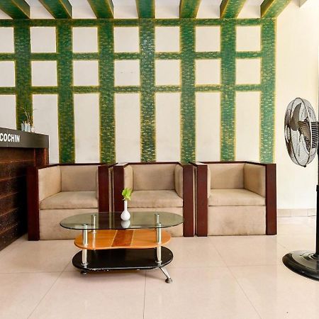 Metro Kochin Business Hotel Zewnętrze zdjęcie