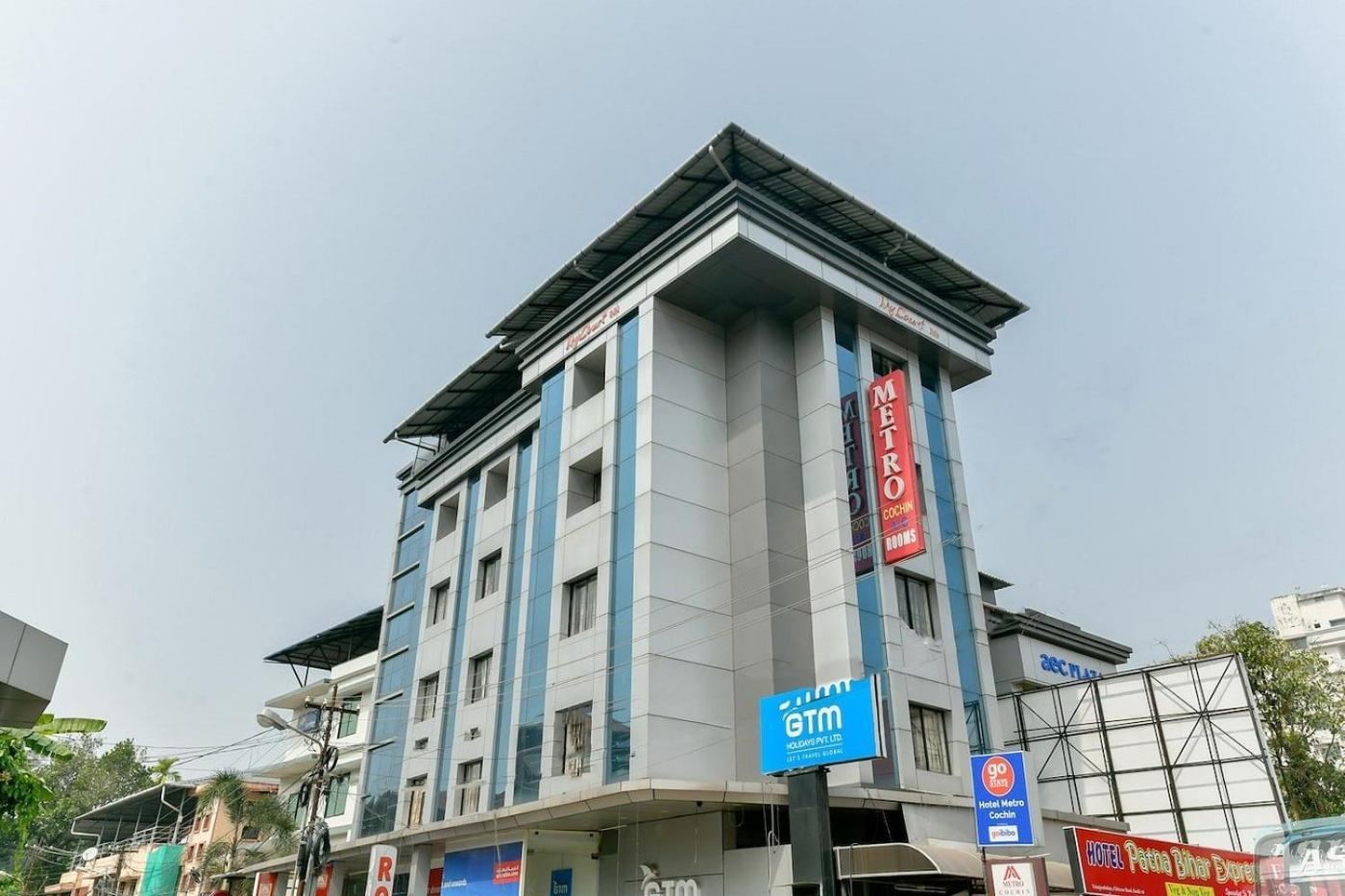 Metro Kochin Business Hotel Zewnętrze zdjęcie